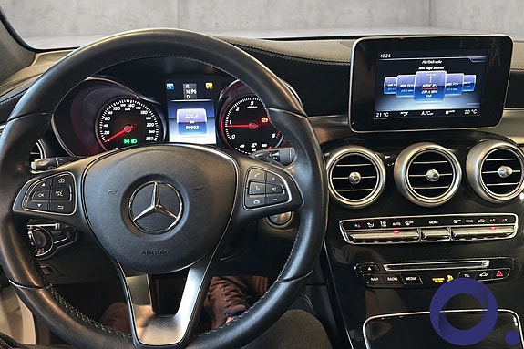 Mercedes-Benz GLC220 d 12 of 30