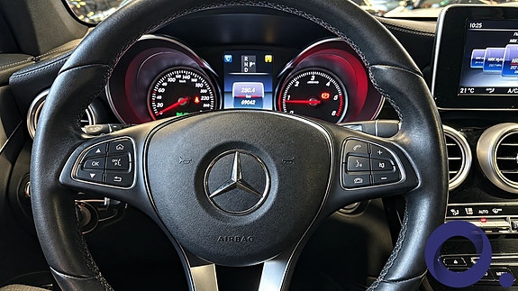 Mercedes-Benz GLC220 d 11 of 30