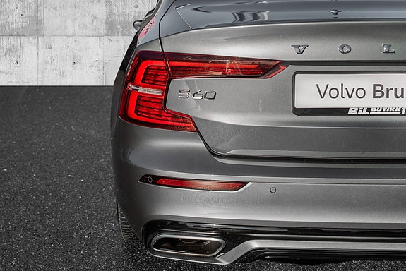 Volvo S60 7 of 29