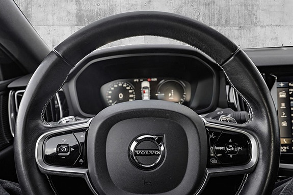 Volvo S60 18 of 29