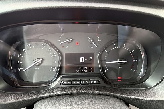 Opel Vivaro 15 of 19