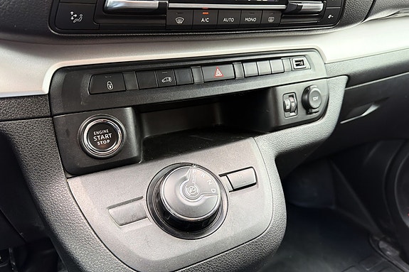 Opel Vivaro 18 of 19