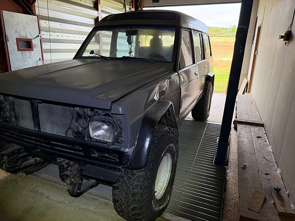 Nissan Patrol 5 of 10
