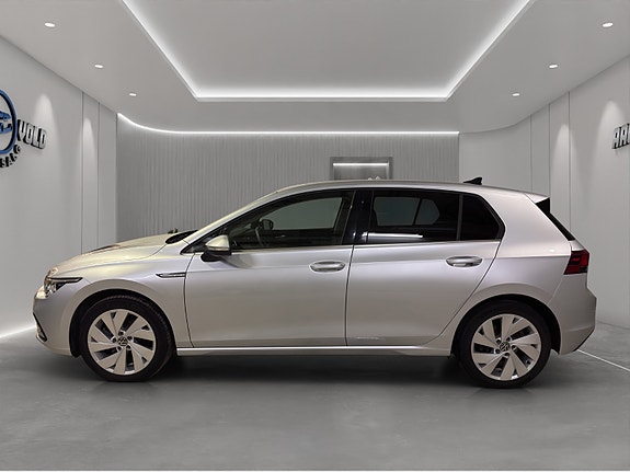 Volkswagen Golf VIII 7 of 28