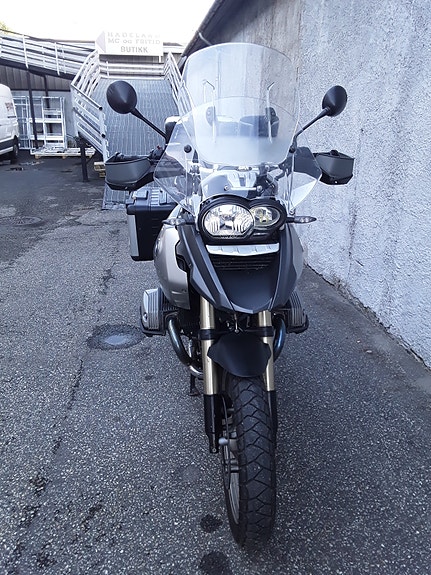 BMW R 1200 GS 2 of 5