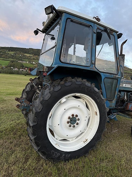 Ford 6600 q-cab turbo 10 of 16