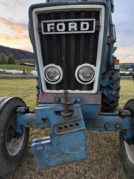 Ford 6600 q-cab turbo 12 of 16