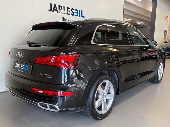 Audi Q5 3 of 27