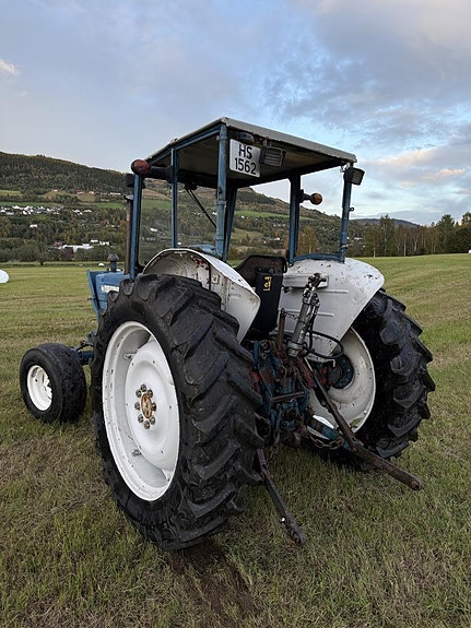 Ford 4000 18 of 18