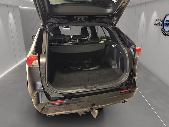 Toyota RAV4 28 of 29