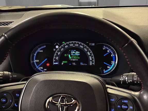 Toyota RAV4 17 of 29