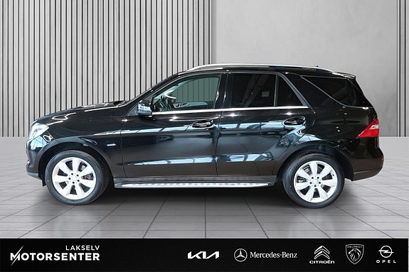 Mercedes-Benz ML250 4 of 30