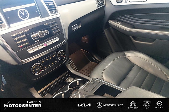 Mercedes-Benz ML250 22 of 30