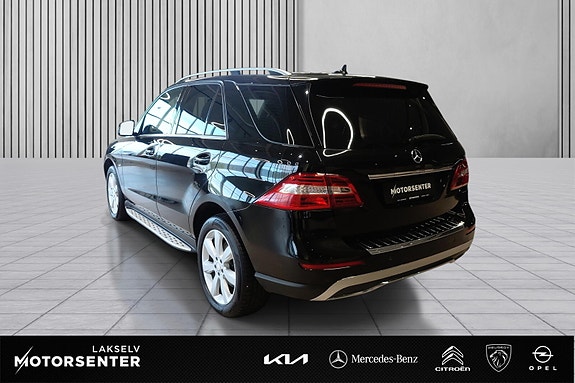 Mercedes-Benz ML250 5 of 30