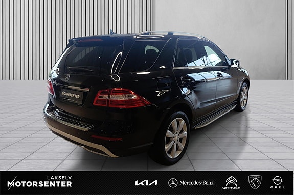 Mercedes-Benz ML250 7 of 30