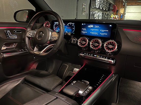 Mercedes-Benz EQA350 23 of 30