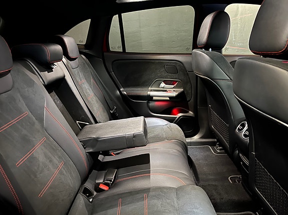 Mercedes-Benz EQA350 30 of 30