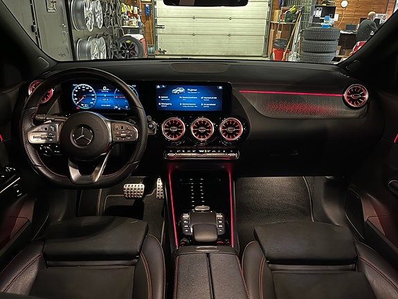 Mercedes-Benz EQA350 16 of 30