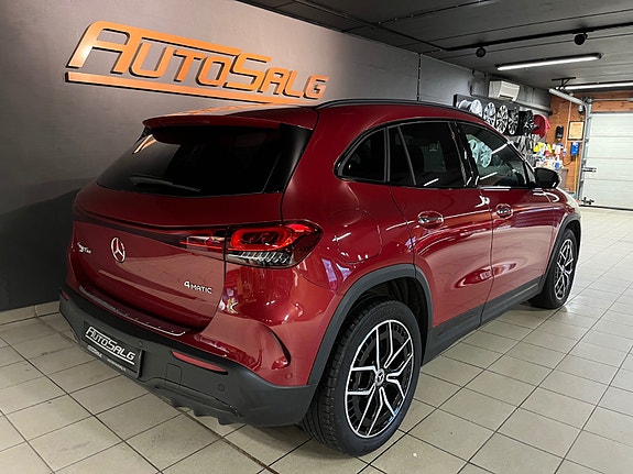 Mercedes-Benz EQA350 9 of 30
