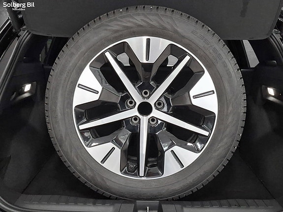 Ford Explorer 10 of 29