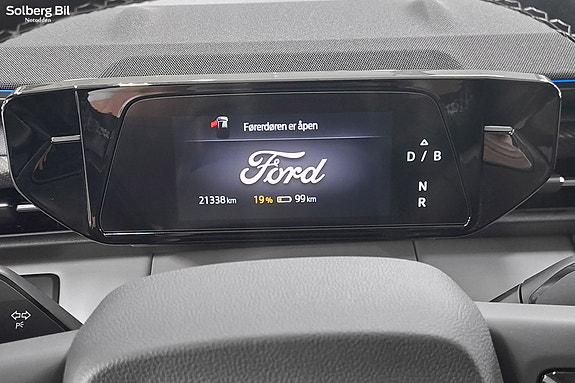 Ford Explorer 20 of 29
