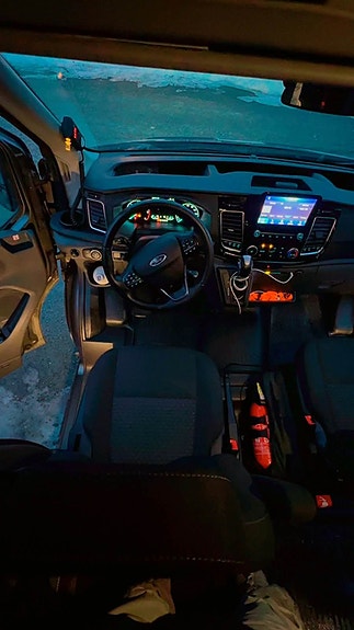 Ford Transit 10 of 12