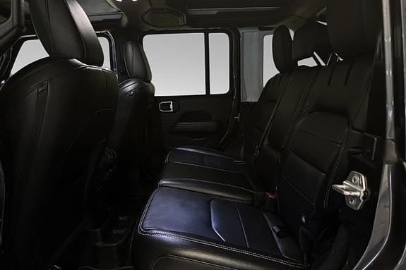 Jeep Wrangler 20 of 20