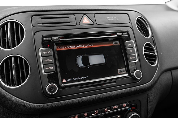 Volkswagen Golf Plus 22 of 30