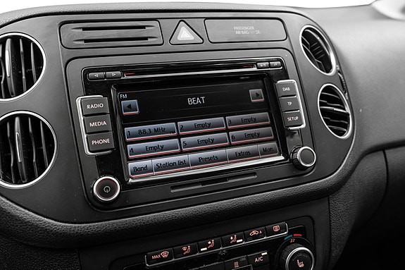 Volkswagen Golf Plus 21 of 30