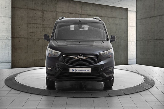 Opel Combo 8 of 21