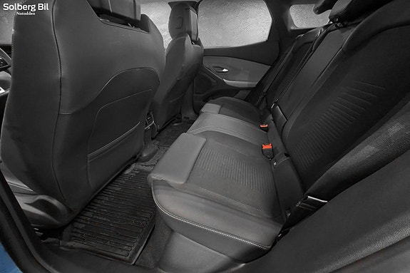 Ford Explorer 11 of 26