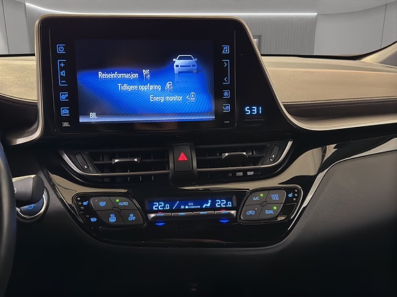 Toyota C-HR 22 of 29