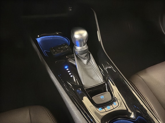 Toyota C-HR 23 of 29