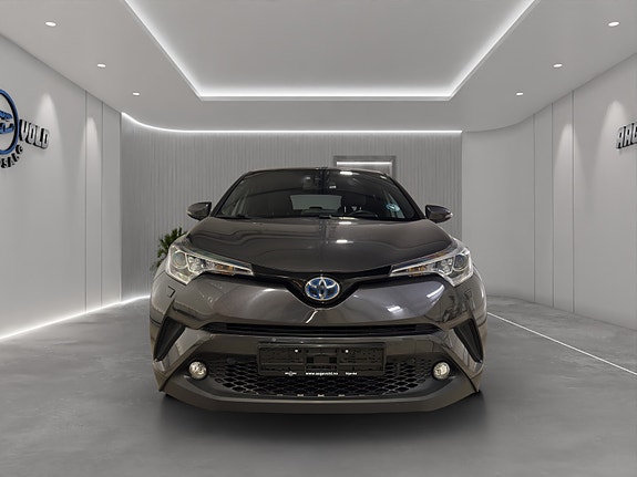 Toyota C-HR 6 of 29