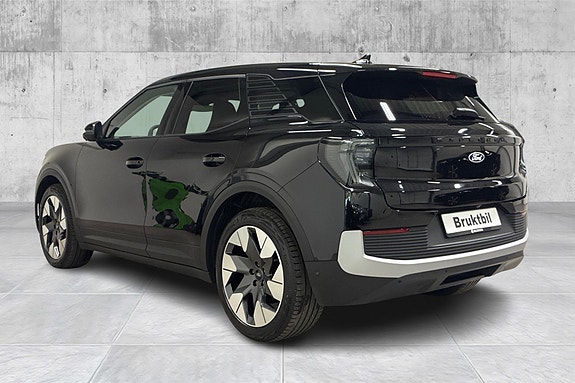 Ford Explorer 4 of 23