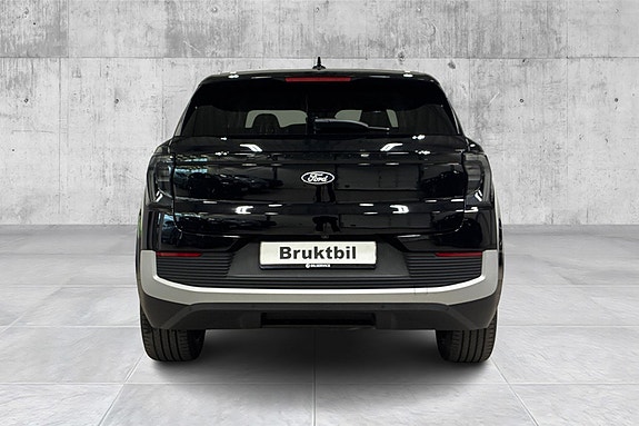 Ford Explorer 8 of 23