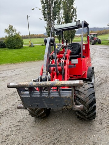 Andre VM loader 1036 LX 3 of 13