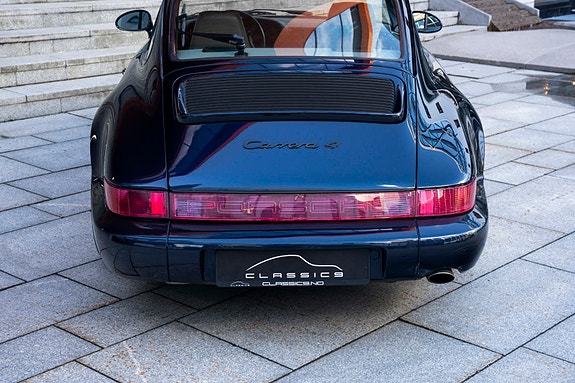 Porsche 911 22 of 30