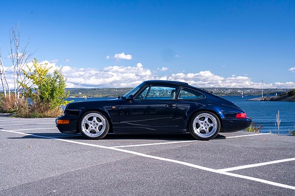 Porsche 911 4 of 30