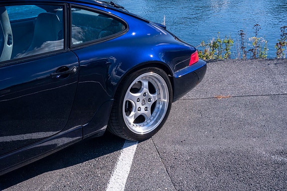 Porsche 911 5 of 30