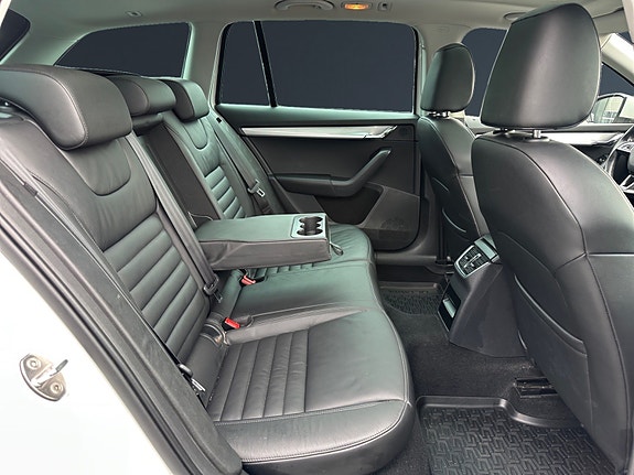 Skoda Octavia 18 of 30