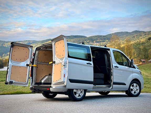 Ford Transit Custom 3 of 25