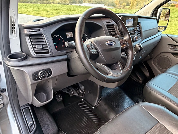 Ford Transit Custom 20 of 25