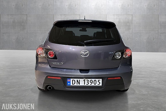 Mazda 3 4 of 18
