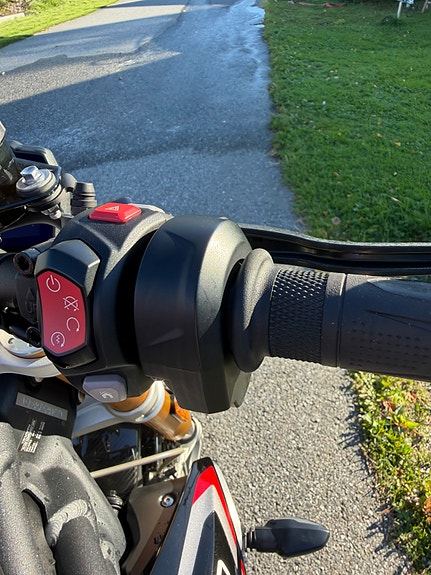 Triumph Speed Triple 1200 RS 18 of 19