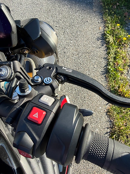 Triumph Speed Triple 1200 RS 19 of 19