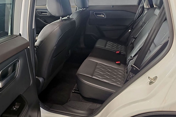 Nissan X-Trail 12 of 30