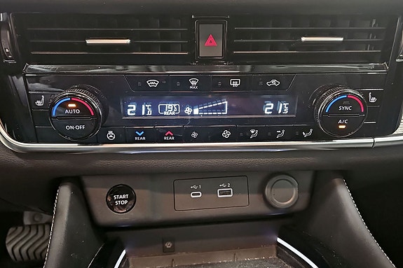 Nissan X-Trail 23 of 30