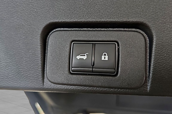 Nissan X-Trail 9 of 30