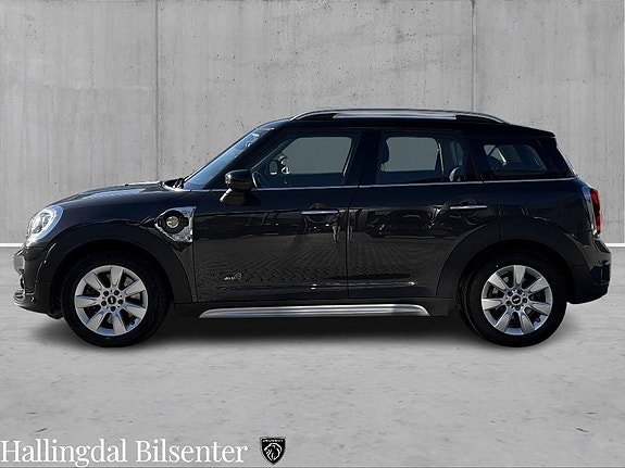 MINI Countryman Cooper SE 4 of 15